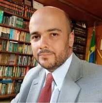 Dr Helder Augusto