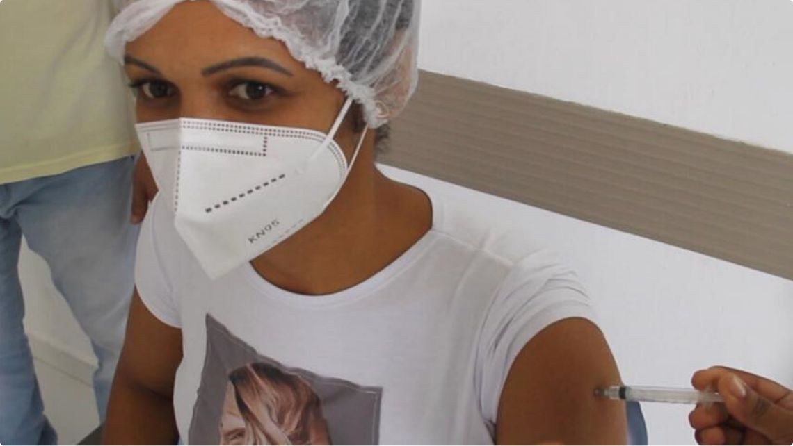 Juquiá Vacina Profissionais da Saúde que Atuam na Linha de Frente do Combate ao COVID-19